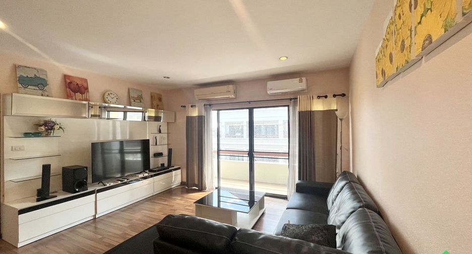 For sale 3 bedrooms condo in Mueang Chiang Mai, Chiang Mai