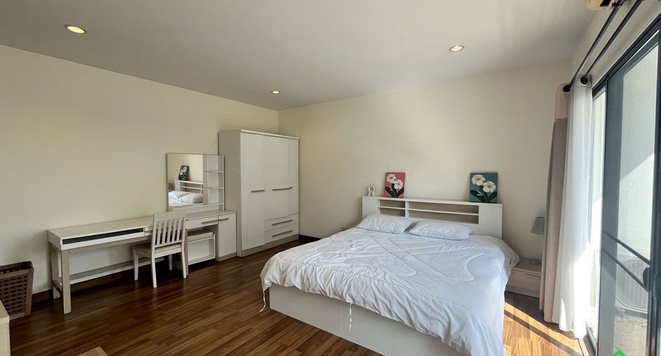 For sale 3 bedrooms condo in Mueang Chiang Mai, Chiang Mai