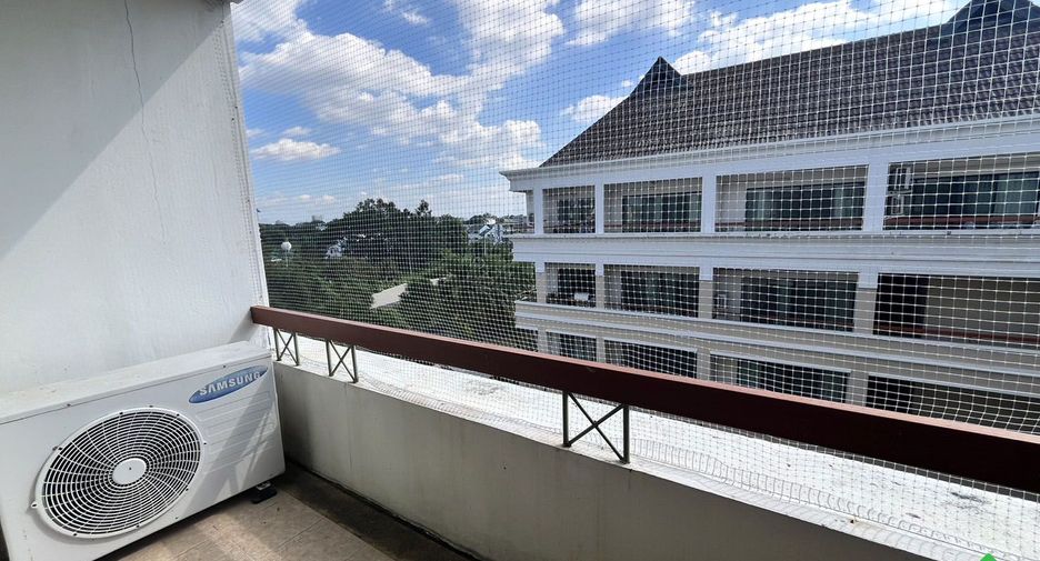 For sale 3 bedrooms condo in Mueang Chiang Mai, Chiang Mai