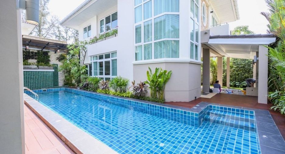 For sale 7 Beds house in Mueang Phuket, Phuket