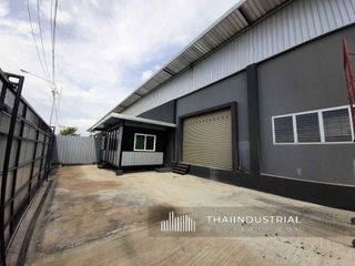 À louer entrepôt à Si Racha, Chonburi