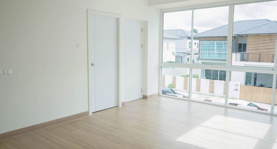 For sale 3 ベッドルーム house in Bang Lamung, Chonburi
