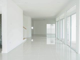 出售 3 卧室 独立屋 在 Bang Lamung, Chon Buri