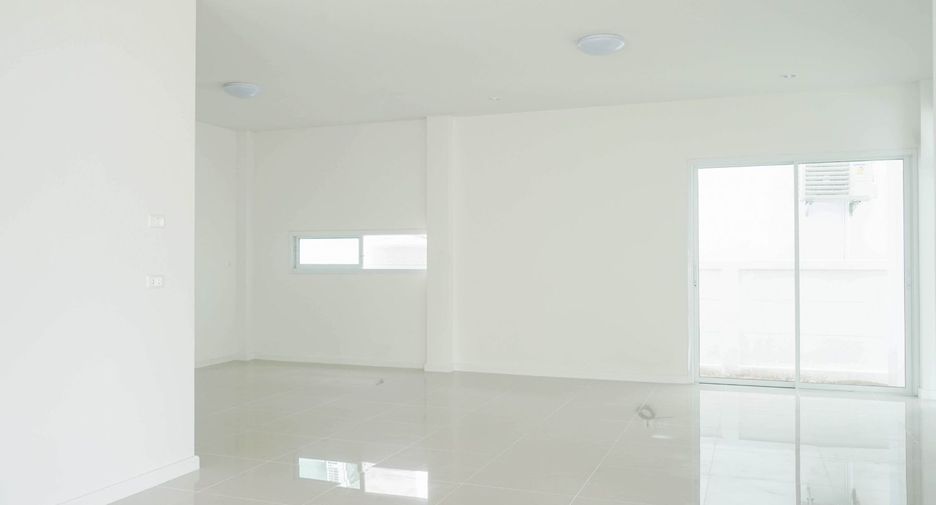For sale 3 ベッドルーム house in Bang Lamung, Chonburi