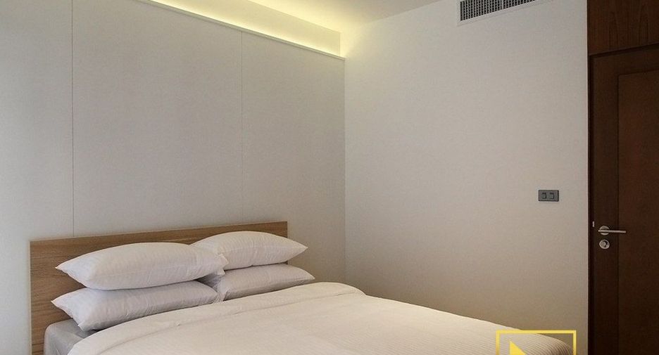 For rent 3 bedrooms serviced apartment in Watthana, Bangkok