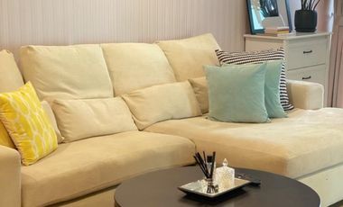 For sale 2 bed condo in Watthana, Bangkok