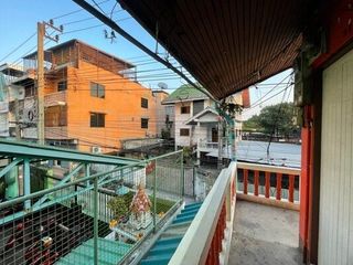 For sale 18 bed apartment in Phra Nakhon, Bangkok