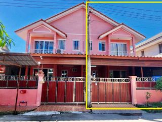 For sale 3 bed house in Bang Nam Priao, Chachoengsao