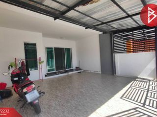 For sale 3 bed townhouse in Mueang Chachoengsao, Chachoengsao