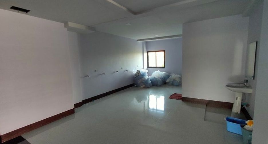 For sale 117 bed apartment in Hua Hin, Prachuap Khiri Khan