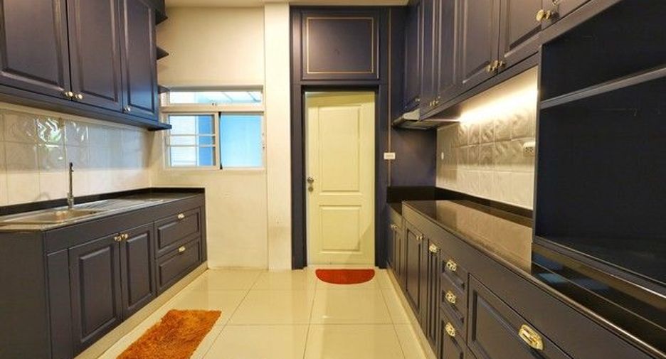 Casa en venta de 5 habitaciones en Bang Bon, Bangkok