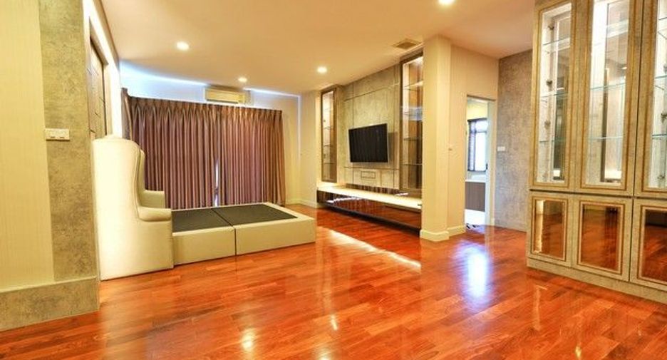 Casa en venta de 5 habitaciones en Bang Bon, Bangkok