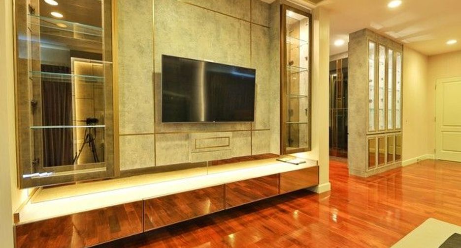 Casa en venta de 5 habitaciones en Bang Bon, Bangkok