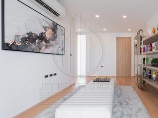 For sale 4 Beds house in Wang Thonglang, Bangkok