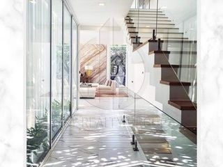 For sale 4 Beds house in Wang Thonglang, Bangkok