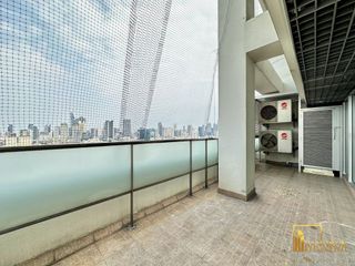 For rent 2 ベッドルーム condo in Yan Nawa, Bangkok