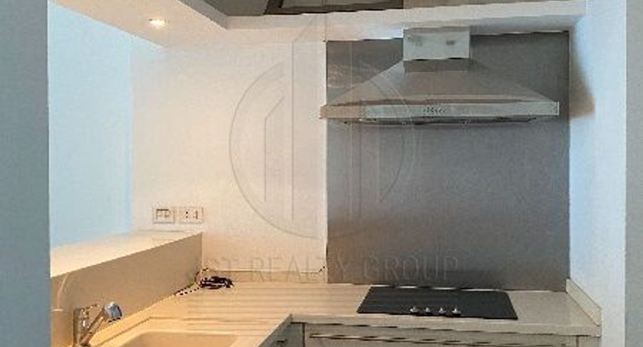 For sale 2 bedrooms condo in Pathum Wan, Bangkok