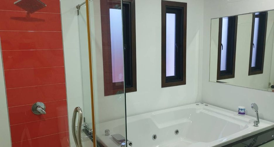 For rent 3 bedrooms house in Mueang Phuket, Phuket