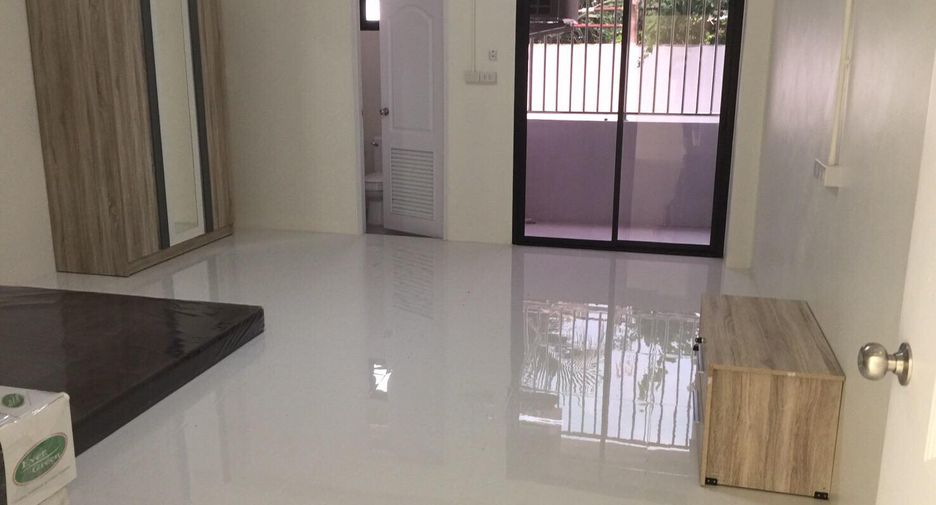 For sale 130 bed apartment in Khlong Luang, Pathum Thani