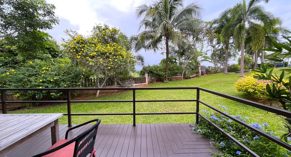 For sale 8 bedrooms retail Space in Mueang Krabi, Krabi