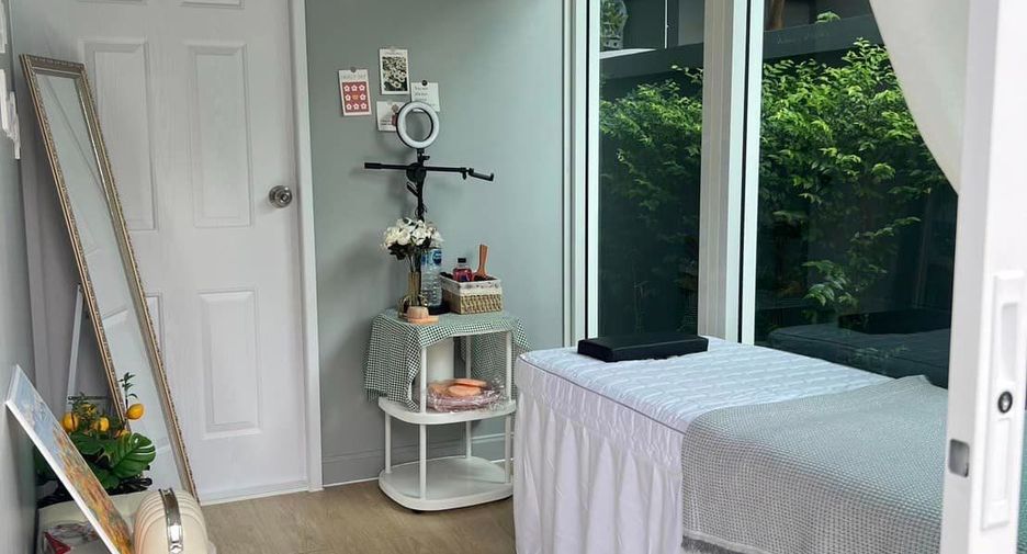 For sale 4 ベッドルーム house in Bueng Kum, Bangkok