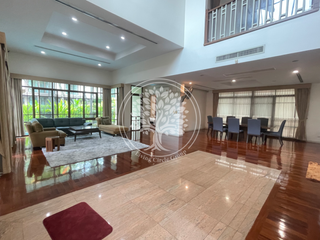 For rent そして for sale 4 Beds house in Watthana, Bangkok