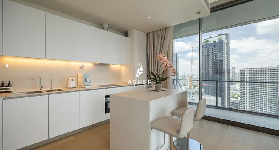 Wohnung zur Miete mit 3 Zimmer in Khlong Toei, Bangkok