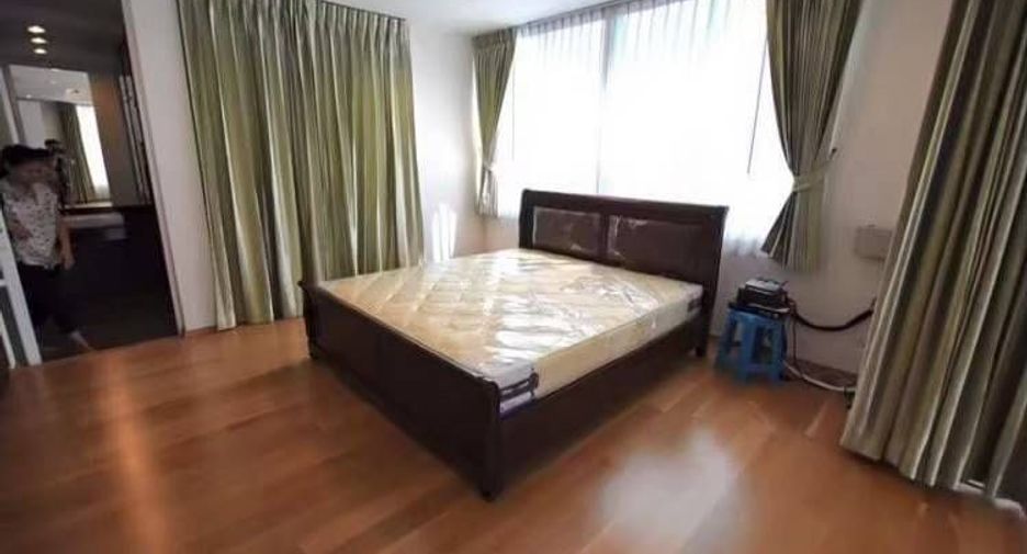 Haus zur Miete und zum Kauf mit 3 Zimmer in Suan Luang, Bangkok