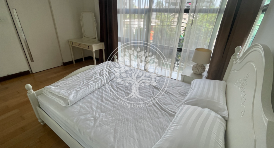 For rent and for sale 2 bedrooms condo in Khlong Toei, Bangkok