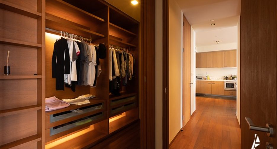 For rent そして for sale 2 ベッドルーム condo in Sathon, Bangkok
