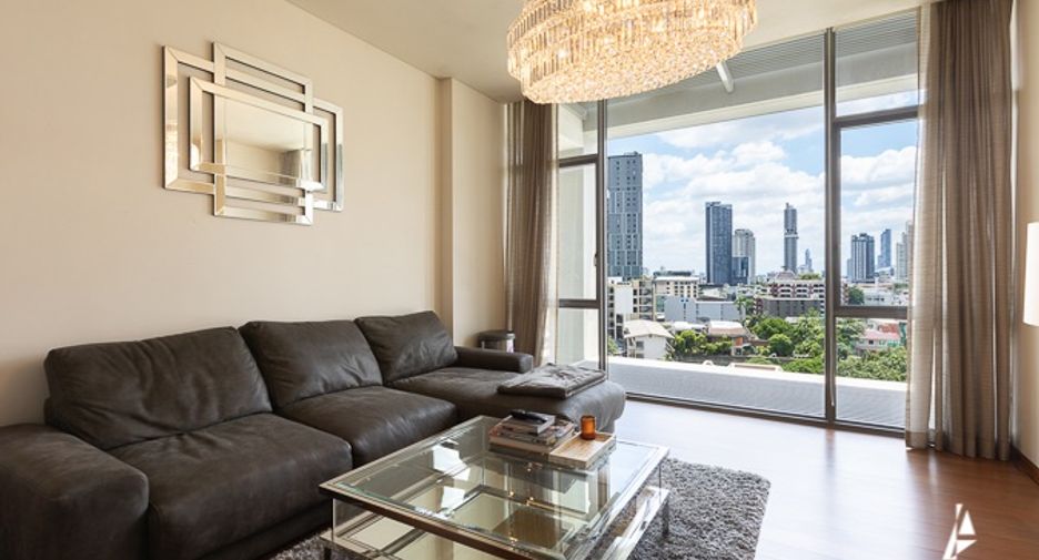 For rent そして for sale 2 ベッドルーム condo in Sathon, Bangkok