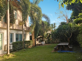 À louer et à vendre 3 chambres maison à Si Racha, Chonburi