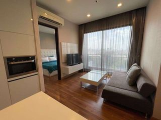 For rent and for sale 1 bed condo in Huai Khwang, Bangkok