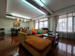 For rent 3 bedrooms apartment in Khlong Toei, Bangkok