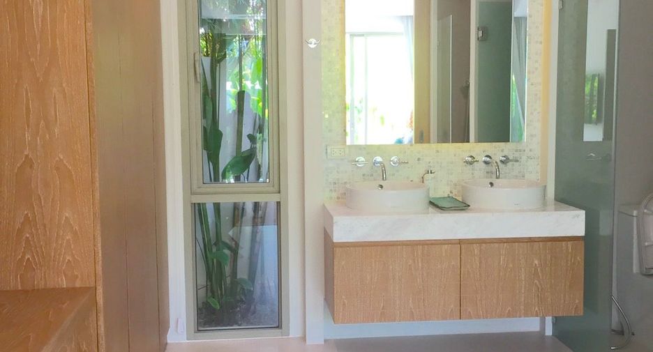For rent 3 bedrooms villa in Thalang, Phuket