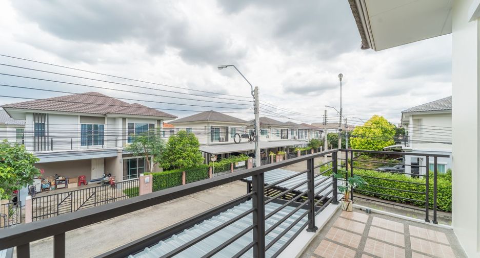 À vendre studio maison à Sai Mai, Bangkok