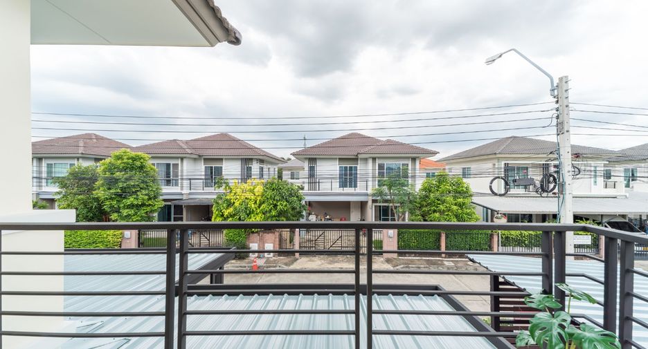 À vendre studio maison à Sai Mai, Bangkok
