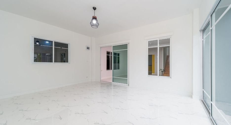 À vendre studio maison à Sai Mai, Bangkok