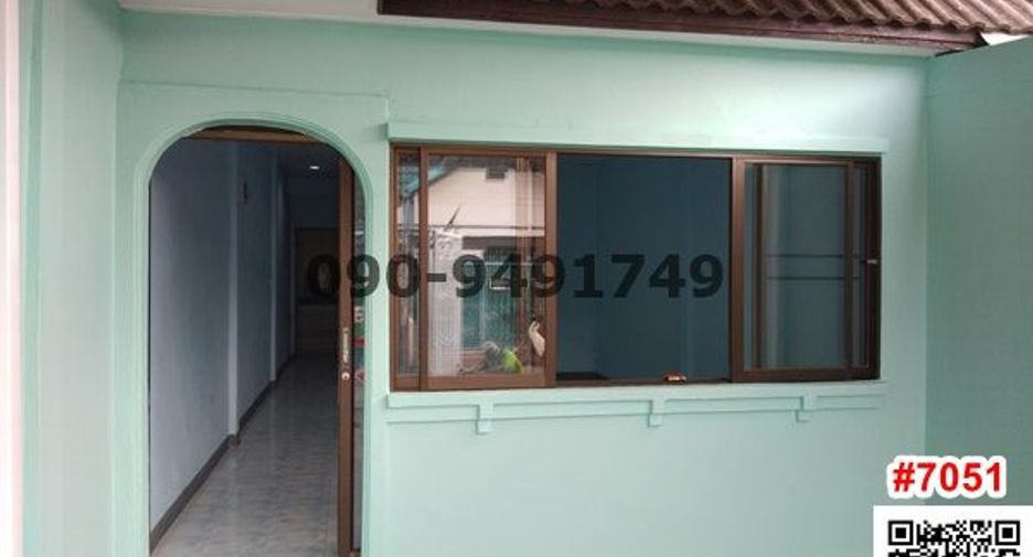 For rent 2 bed townhouse in Khan Na Yao, Bangkok