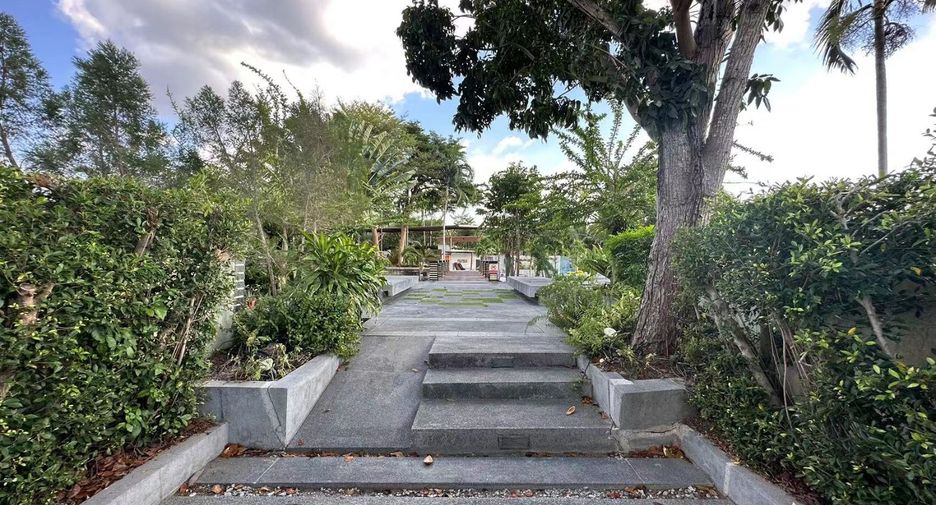 For rent and for sale 3 bed house in Bang Lamung, Chonburi
