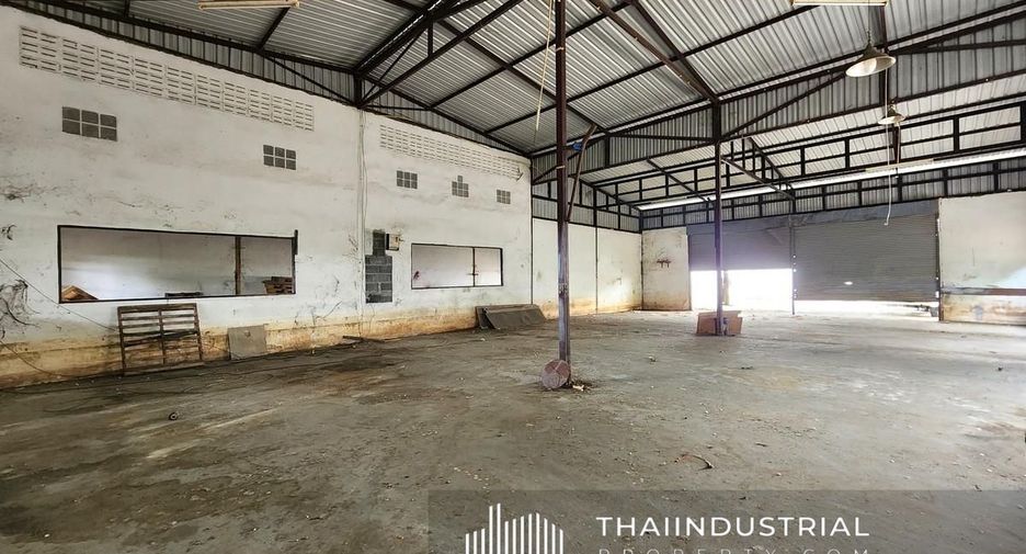 Almacén en alquiler en Khlong Luang, Pathum Thani