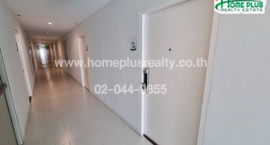For sale 1 bed condo in Lat Krabang, Bangkok