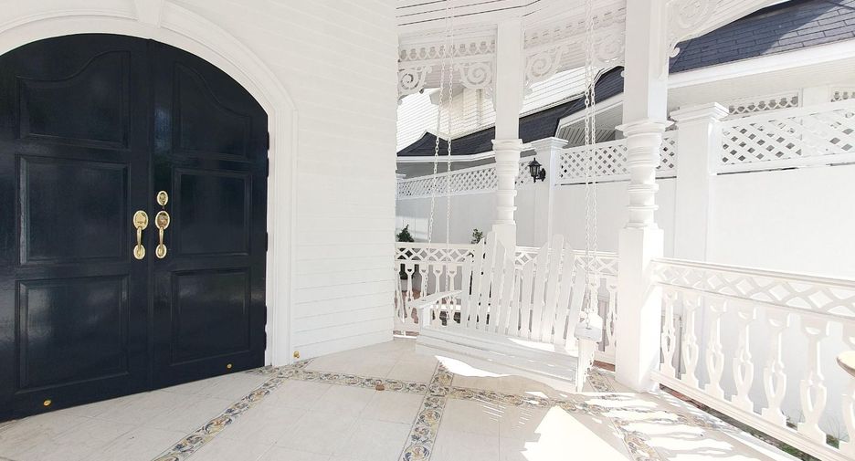 Casa en alquiler de 4 habitaciones en Mueang Samut Prakan, Samut Prakan