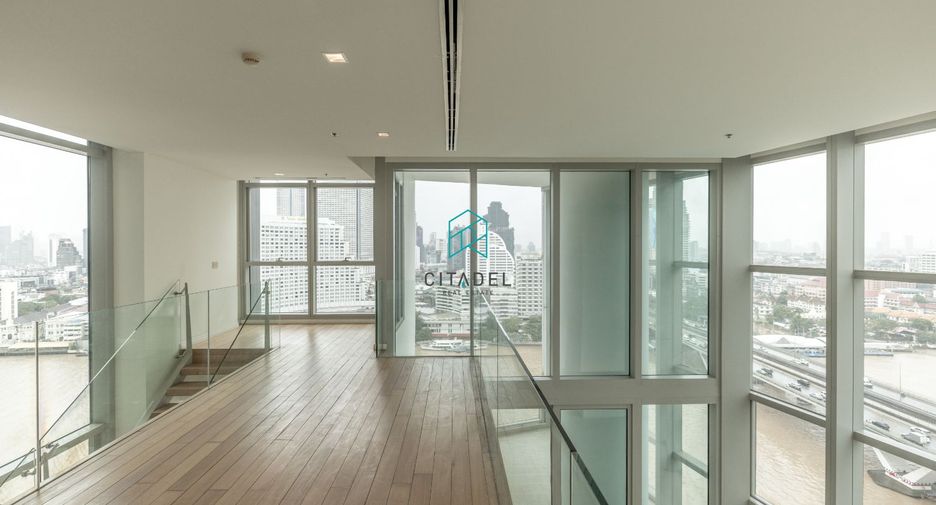 For sale 4 bedrooms condo in Sathon, Bangkok
