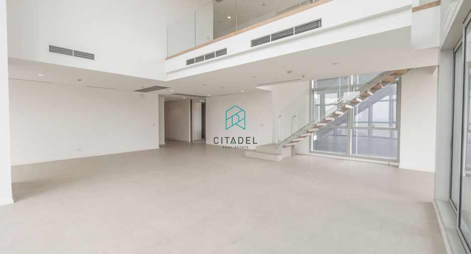 For sale 4 bedrooms condo in Sathon, Bangkok