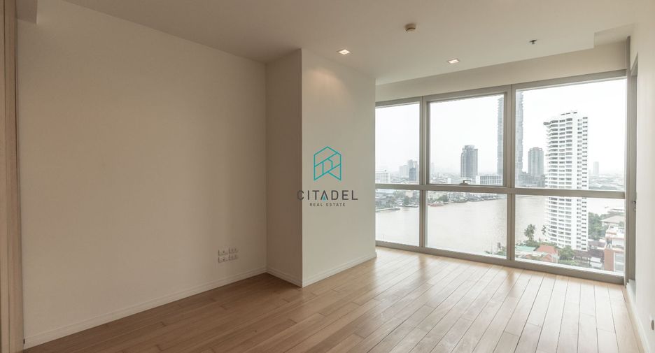 For sale 4 bedrooms condo in Sathon, Bangkok