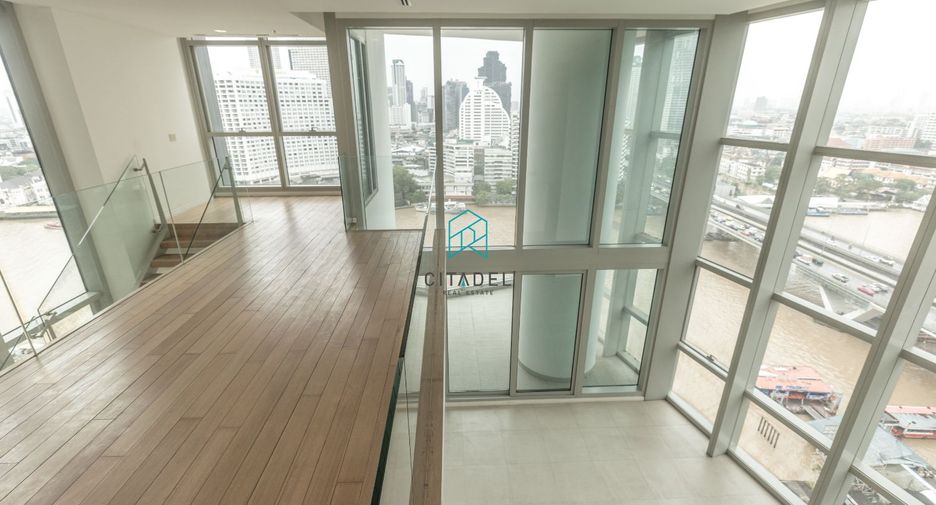 For sale 4 bedrooms condo in Sathon, Bangkok