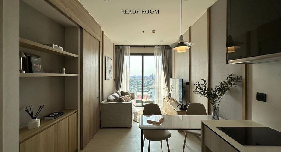 For rent 1 bed condo in Pathum Wan, Bangkok