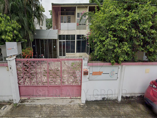 Haus zum Kauf mit 3 Zimmer in Watthana, Bangkok