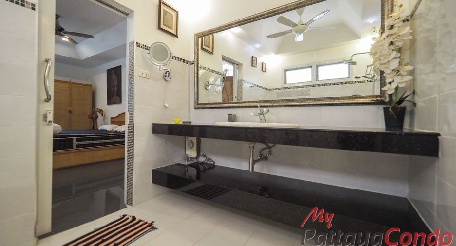 For sale 3 bedrooms house in Bang Lamung, Chonburi